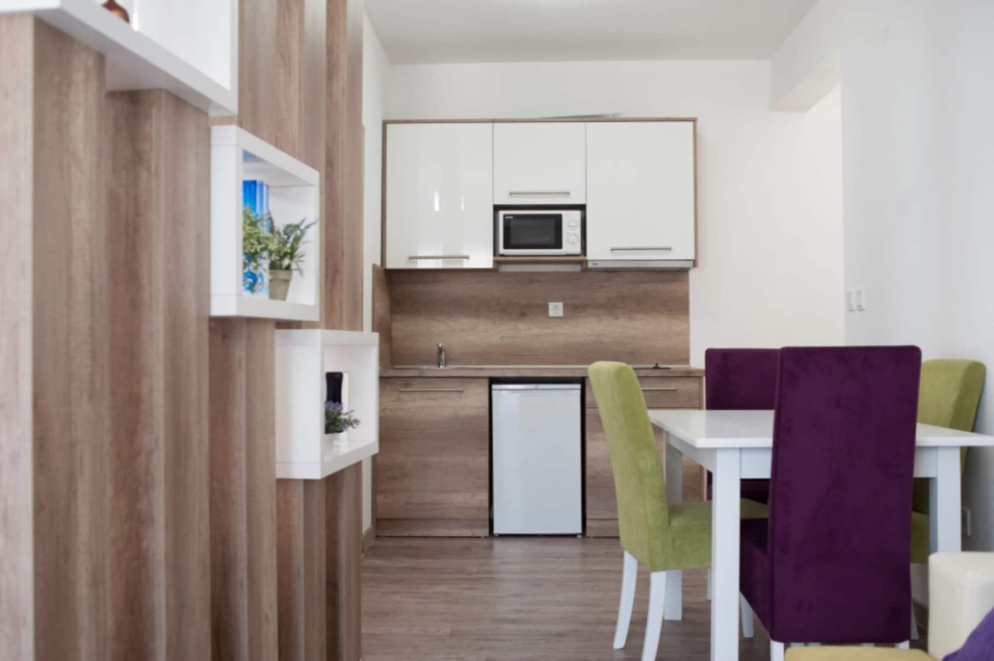 B&T Apartments Budva Eksteriør billede