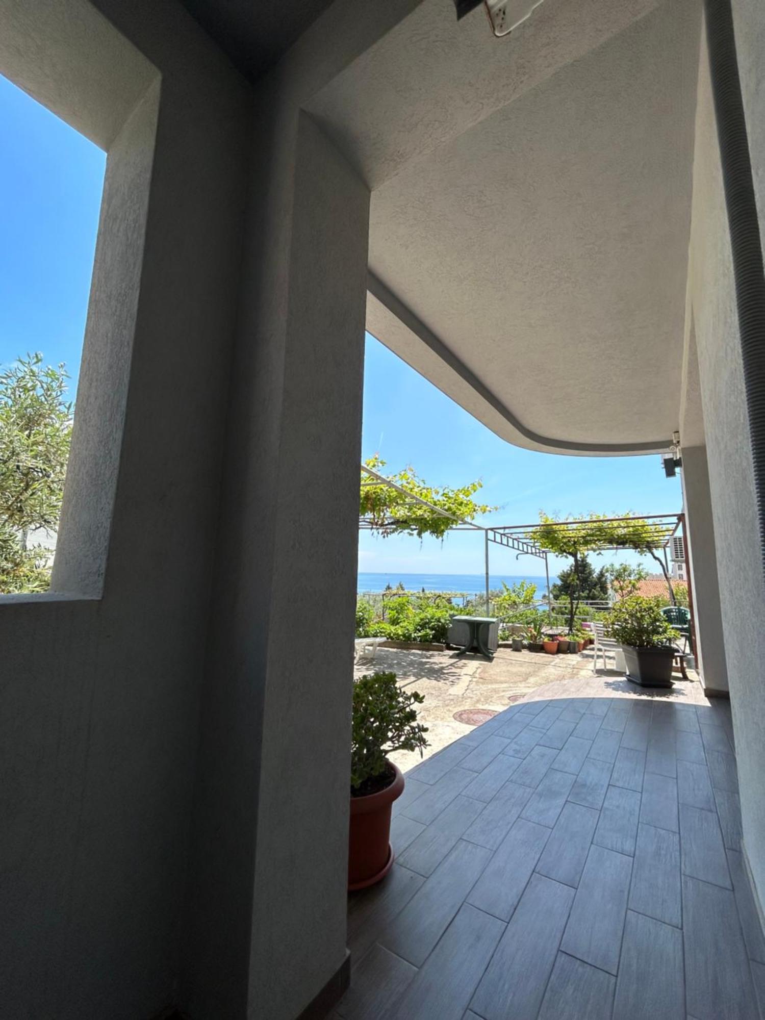 B&T Apartments Budva Eksteriør billede